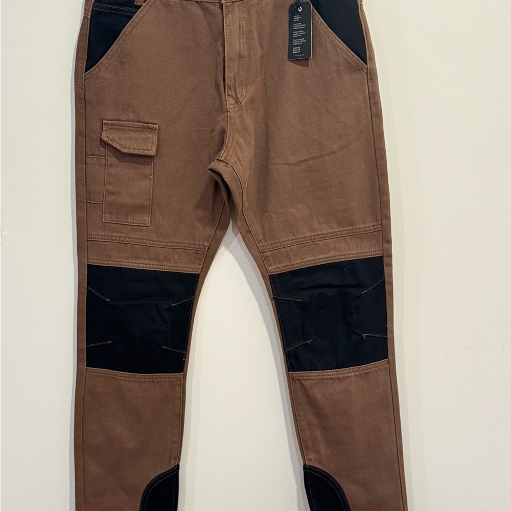 NWT Forever21 Men's Brown and Black Cargo Pants 34 Slim